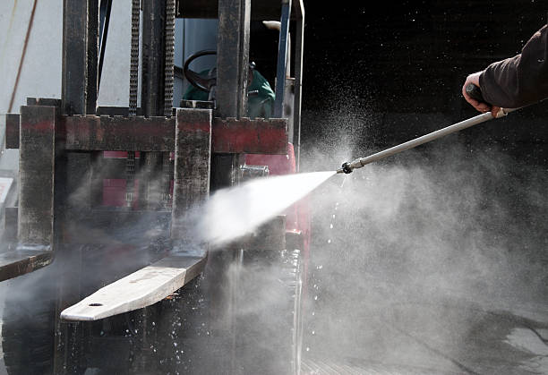 Best Machinery and Equipment Cleaning  in Williamsburg, PA
